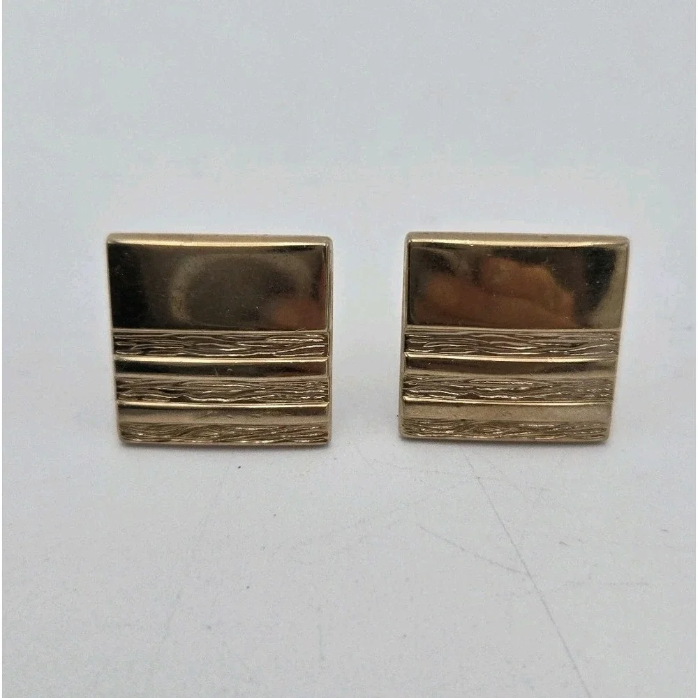 Vintage SWANK Golf Tone Cufflinks Square Wavy Lines‎ Retro Pair Gilt Brass Class